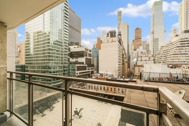 $435,000 | 303 East 57th Street, Unit 6F | Sutton Place