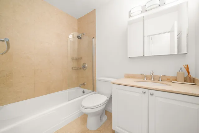 $435,000 | 303 East 57th Street, Unit 6F | Sutton Place