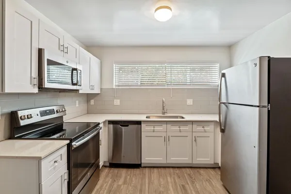 $850 | 1707 North 18th Street, Unit B8, Phoenix, AZ 85006