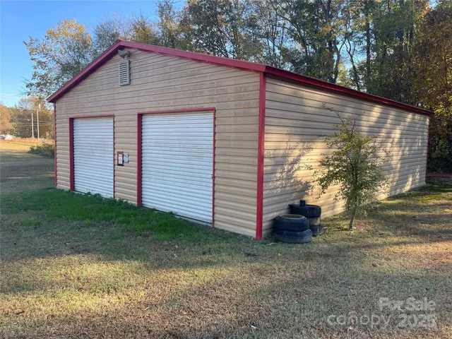 a backyard of a house