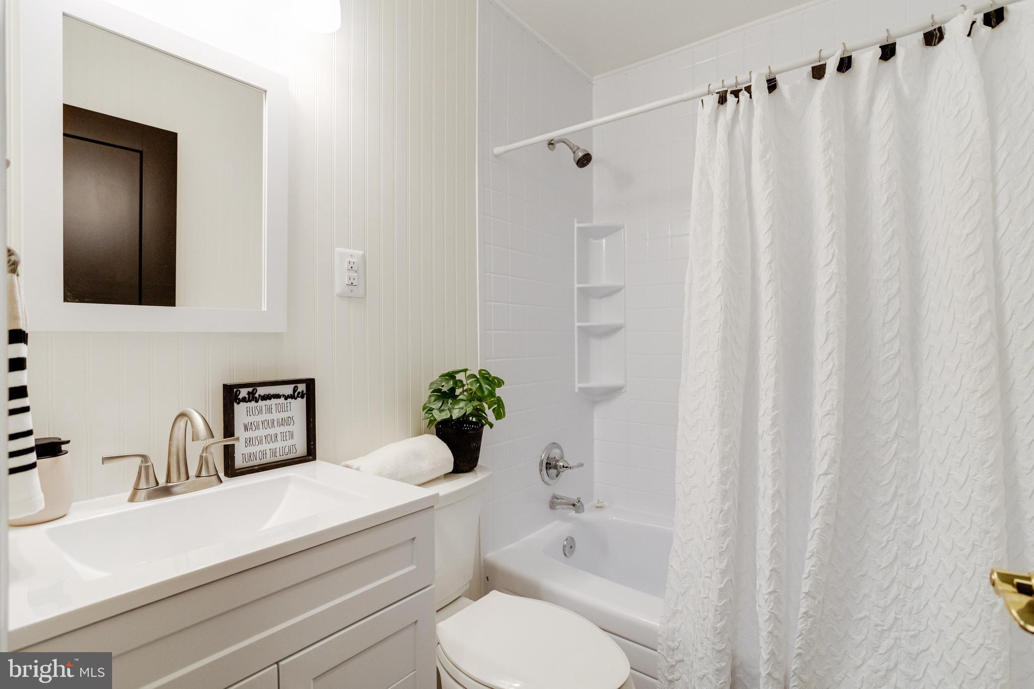 526 Crisfield Road Middle River, MD 21220 - Photo 35 of 44 Renovated hall bathroom