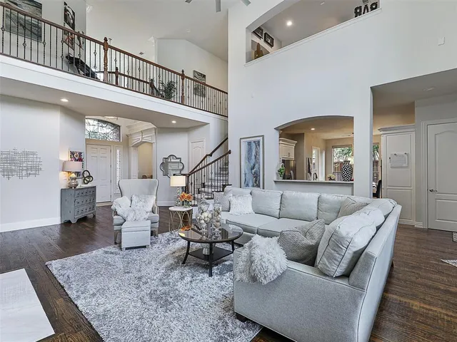 $1,050,000 | 4719 Parkside Drive, Frisco, TX 75034