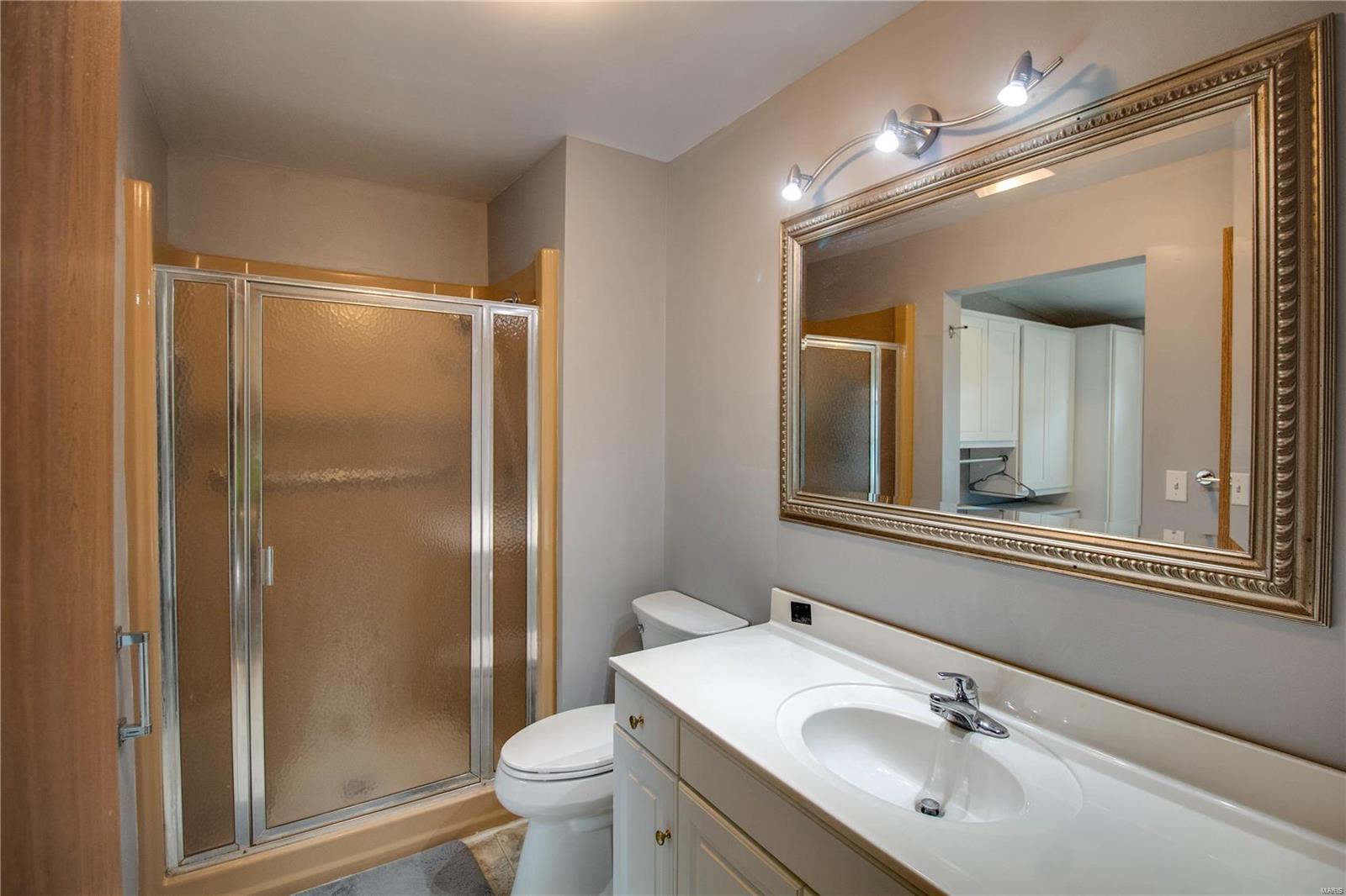444 Roxana Avenue South Roxana, IL 62087 - Photo 27 of 52 Gallery Image 27