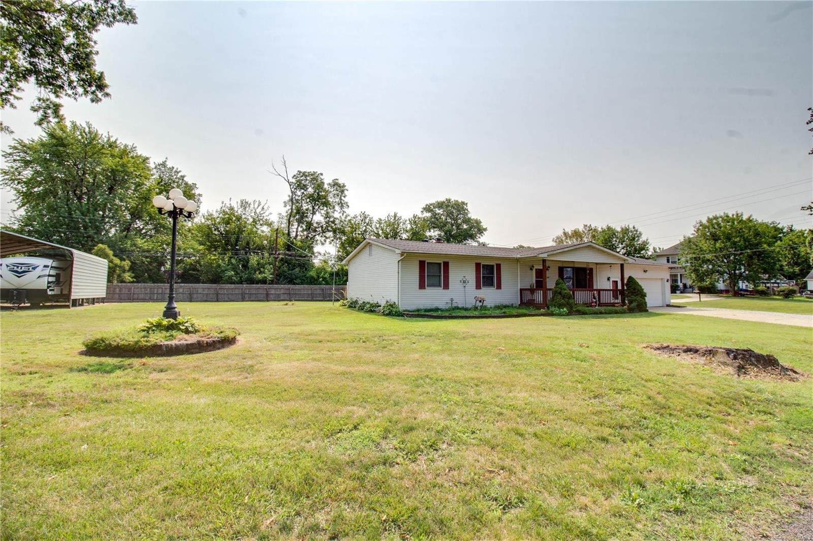 444 Roxana Avenue South Roxana, IL 62087 - Photo 3 of 52 Gallery Image 3