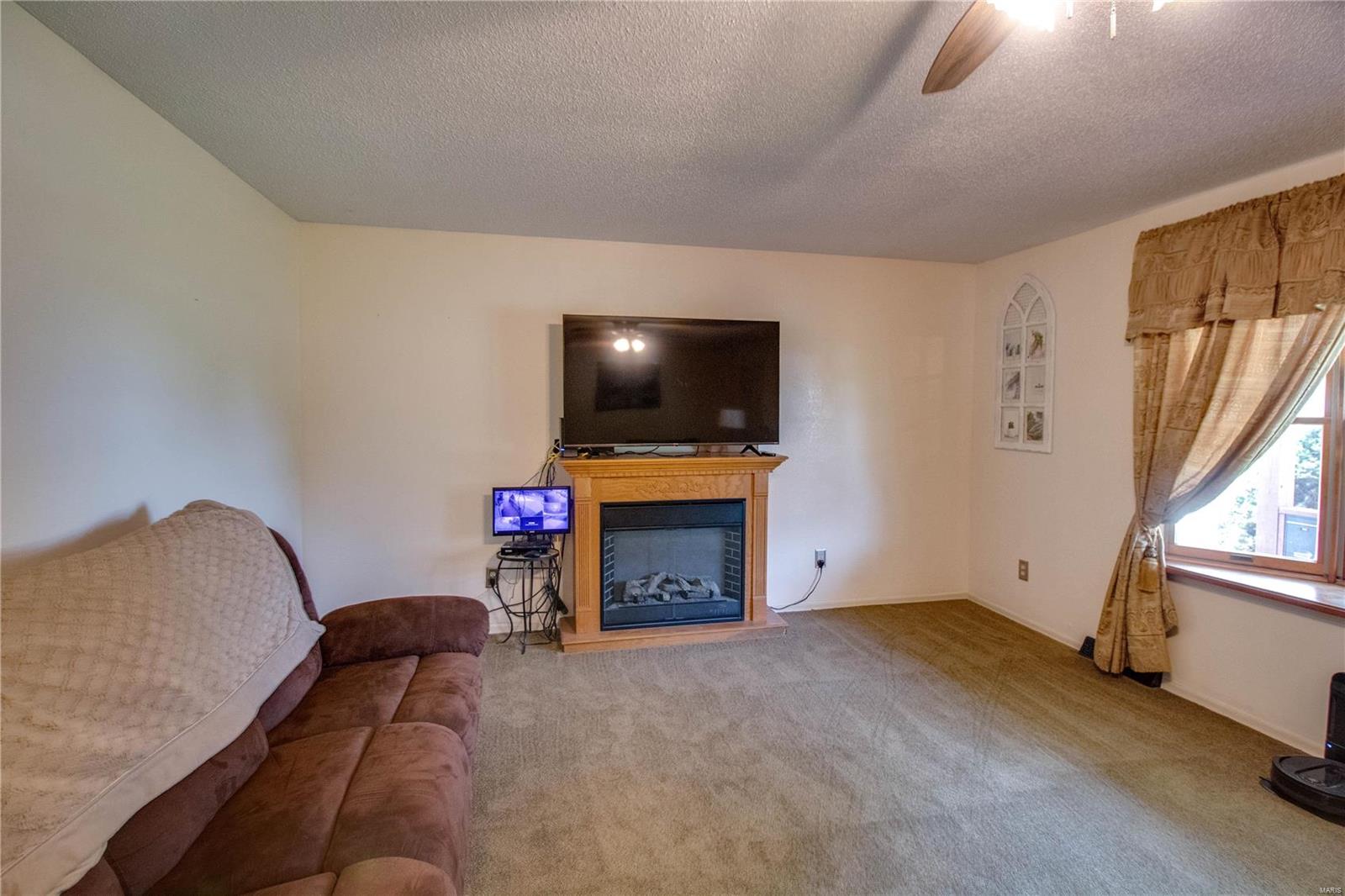 444 Roxana Avenue South Roxana, IL 62087 - Photo 8 of 52 Gallery Image 8