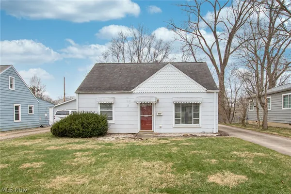 $175,000 | 659 Wesley Drive, Berea, OH 44017