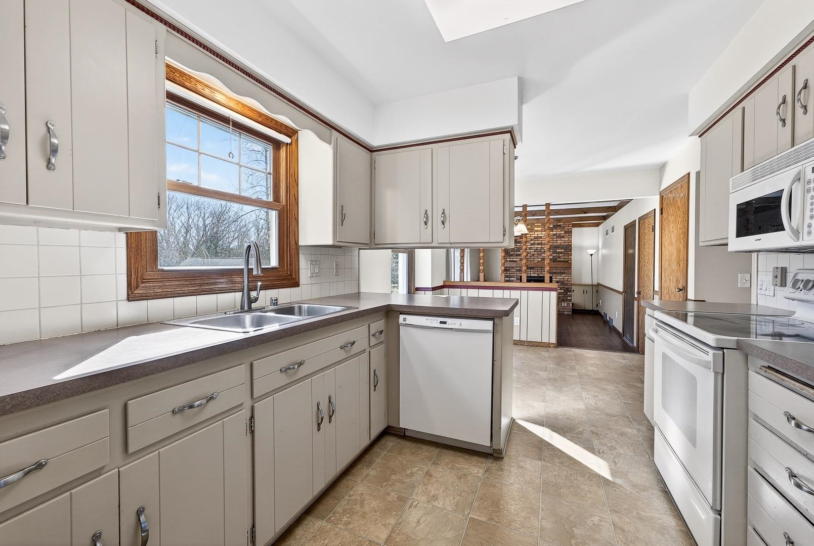 908 Harding Street Oregon, WI 53575 - Photo 15 of 66