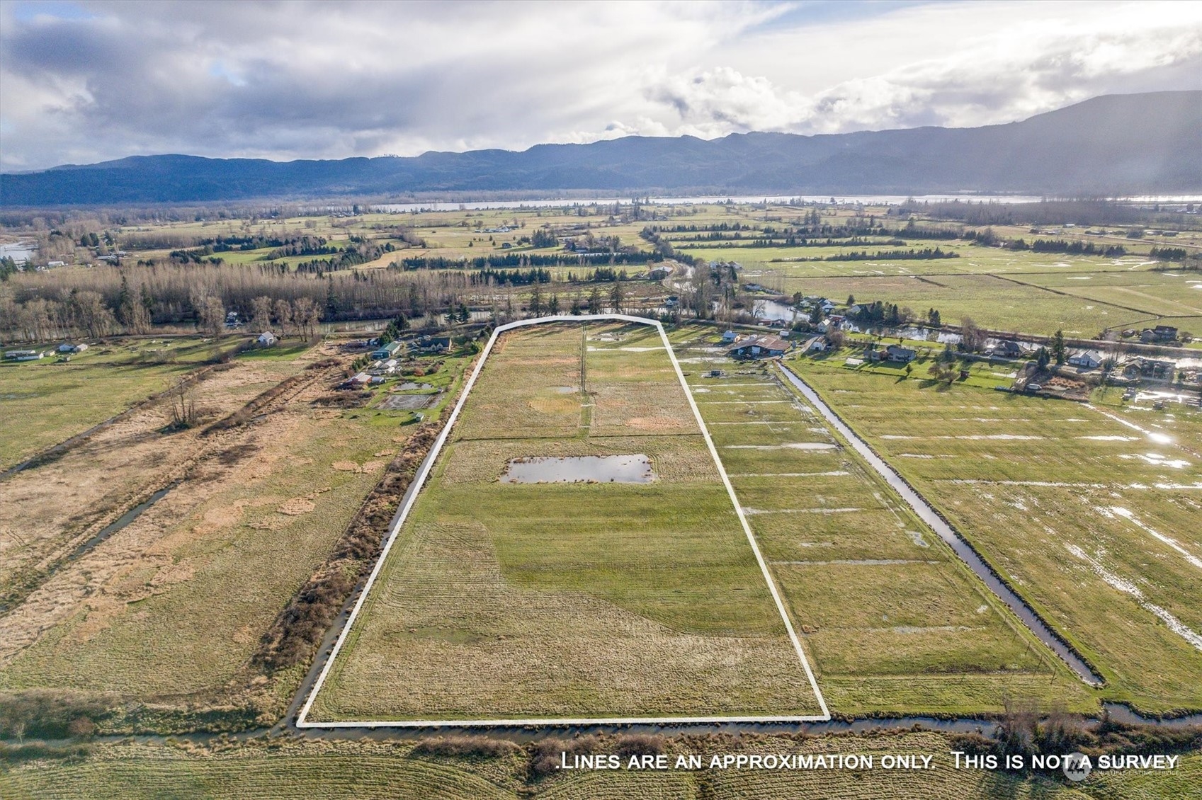 340 East Little Island Road Cathlamet, WA 98612 - Photo 4 of 19 Gallery Image 4