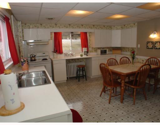 655 Morgantown Road Uniontown, PA 15401 - Photo 3 of 11 Kitchen.