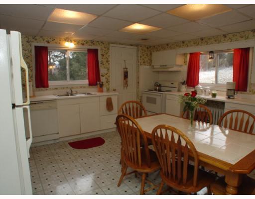 655 Morgantown Road Uniontown, PA 15401 - Photo 5 of 11 Kitchen.