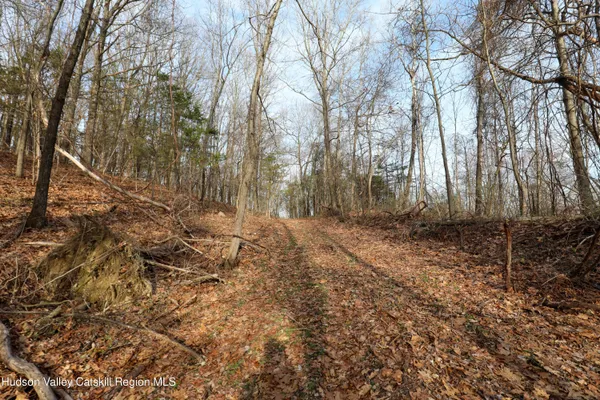 $299,900 | 625 Broadway, Ulster Park, NY 12487