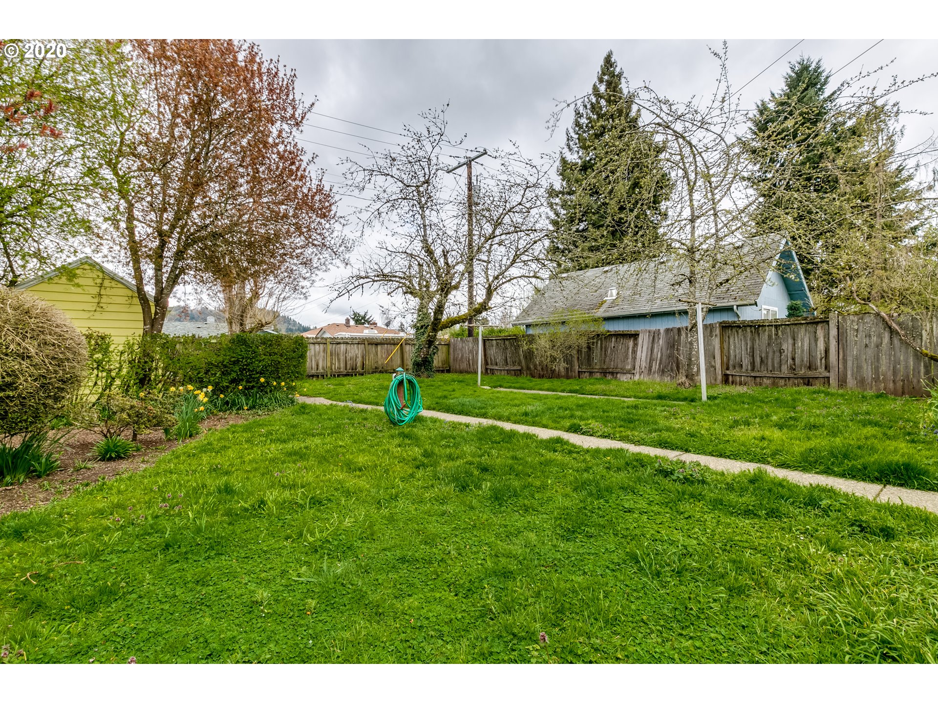 1579 E Street Springfield, OR 97477 - Photo 2 of 32 Gallery Image 2
