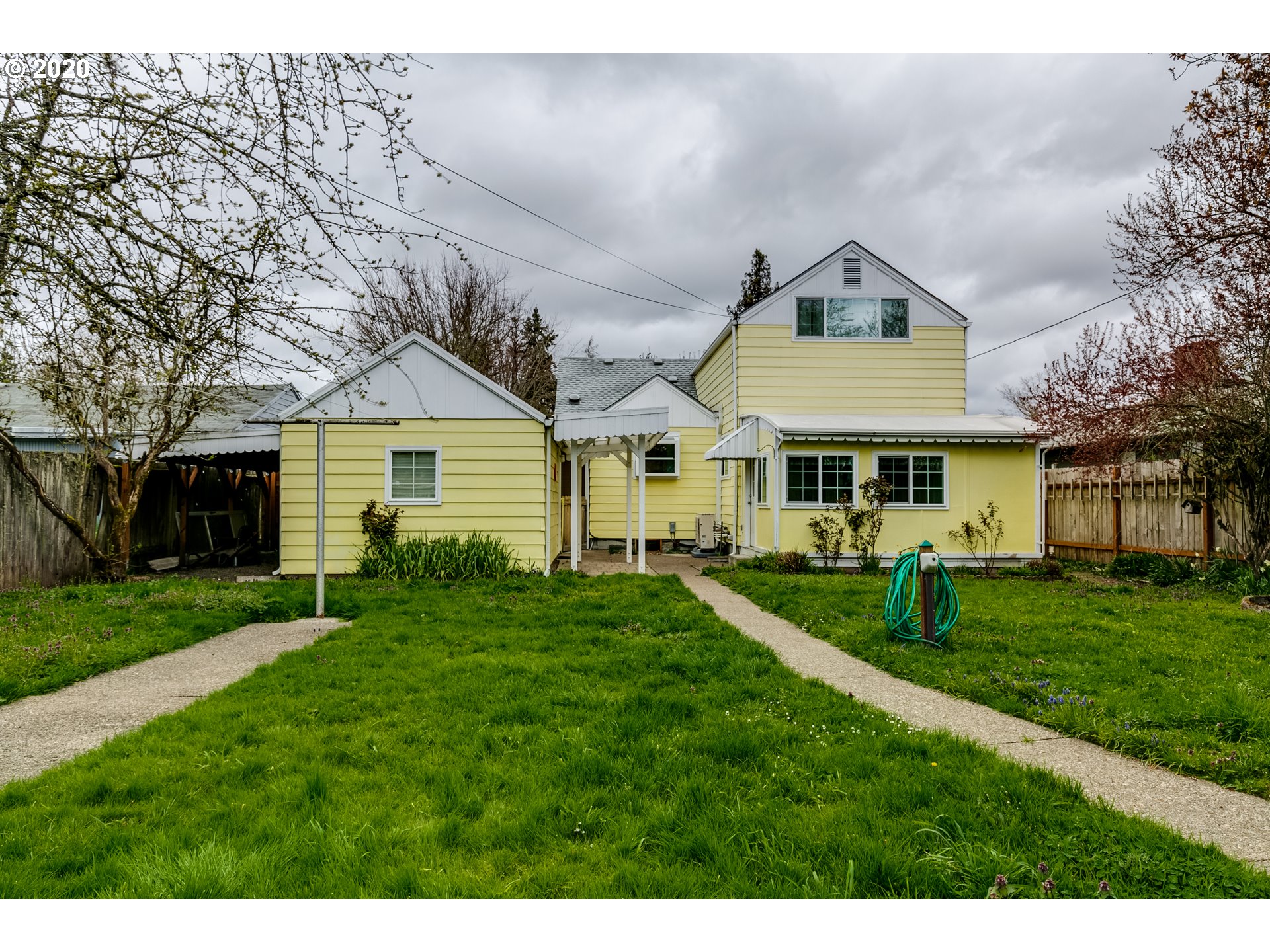 1579 E Street Springfield, OR 97477 - Photo 4 of 32 Gallery Image 4