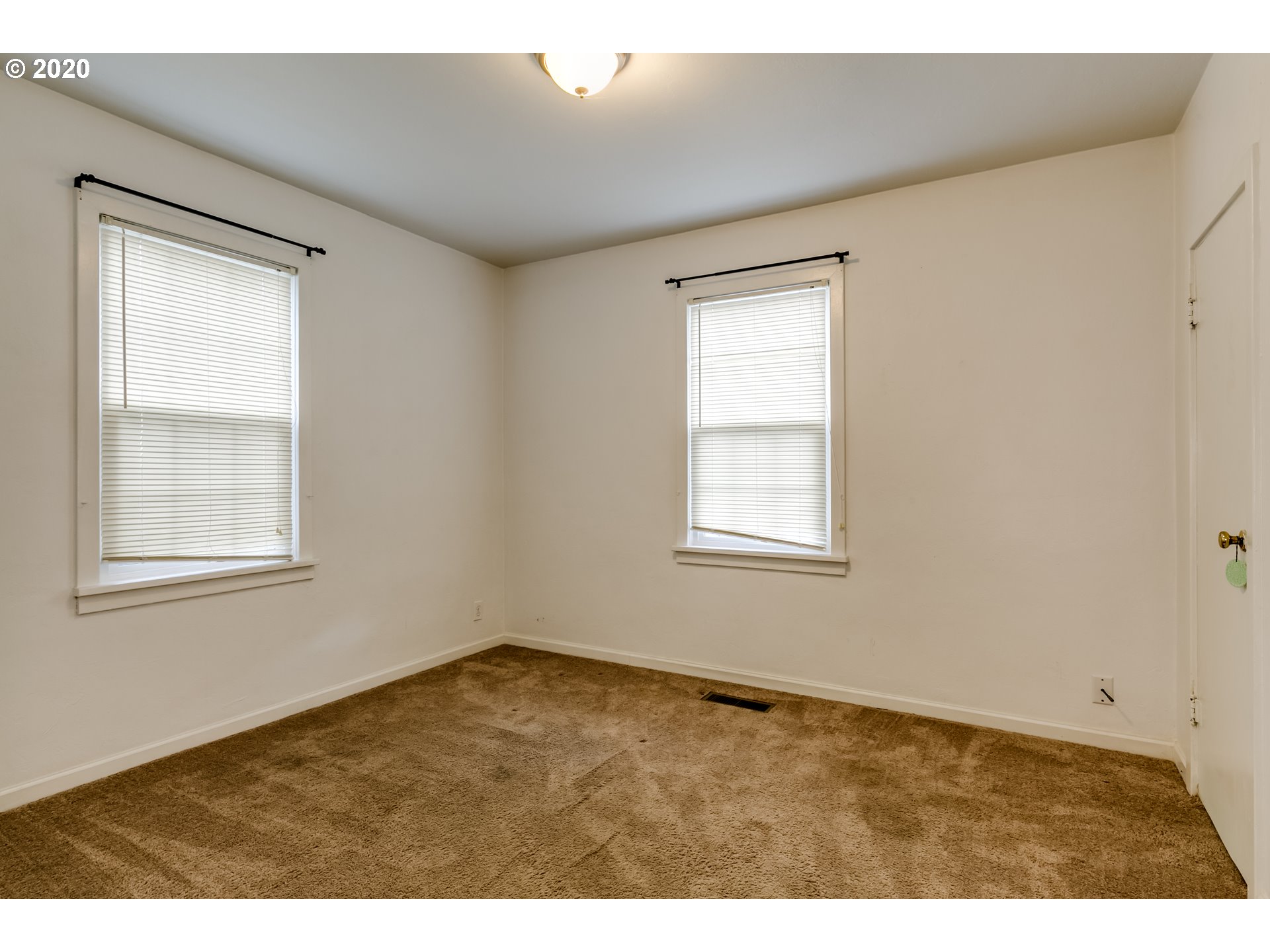 1579 E Street Springfield, OR 97477 - Photo 8 of 32 Gallery Image 8