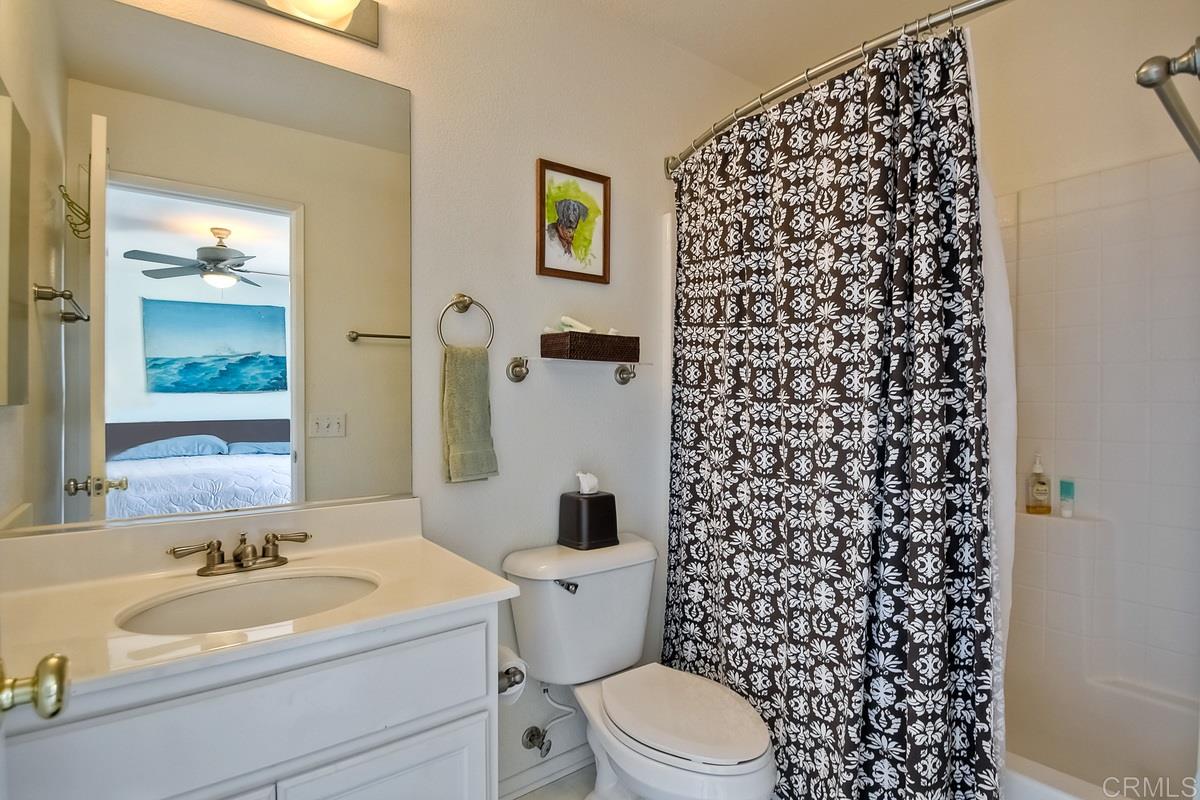 783 Deodar Road San Marcos, CA 92069 - Photo 21 of 24 Bathroom 3 (en suite Bedroom 4)