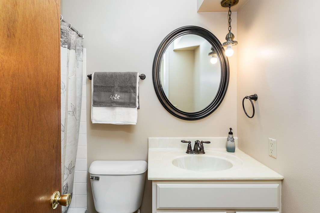 8960 East Hatchery Road, Unit 5 Syracuse, IN 46567 - Photo 13 of 14 Gallery Image 13