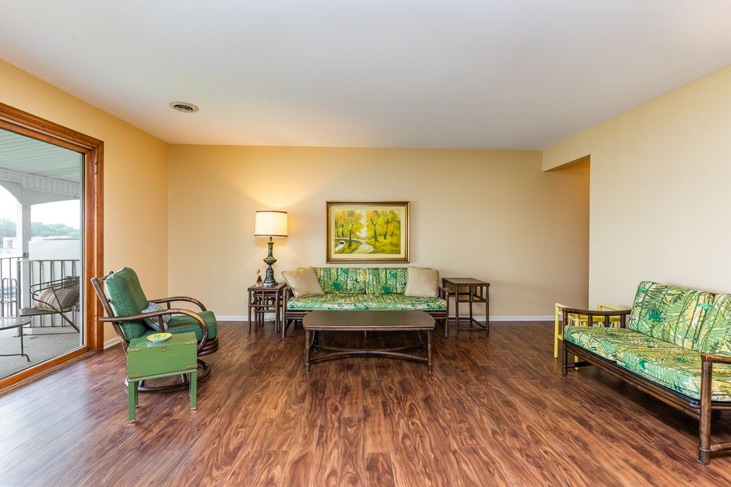 8960 East Hatchery Road, Unit 5 Syracuse, IN 46567 - Photo 8 of 14 Gallery Image 8