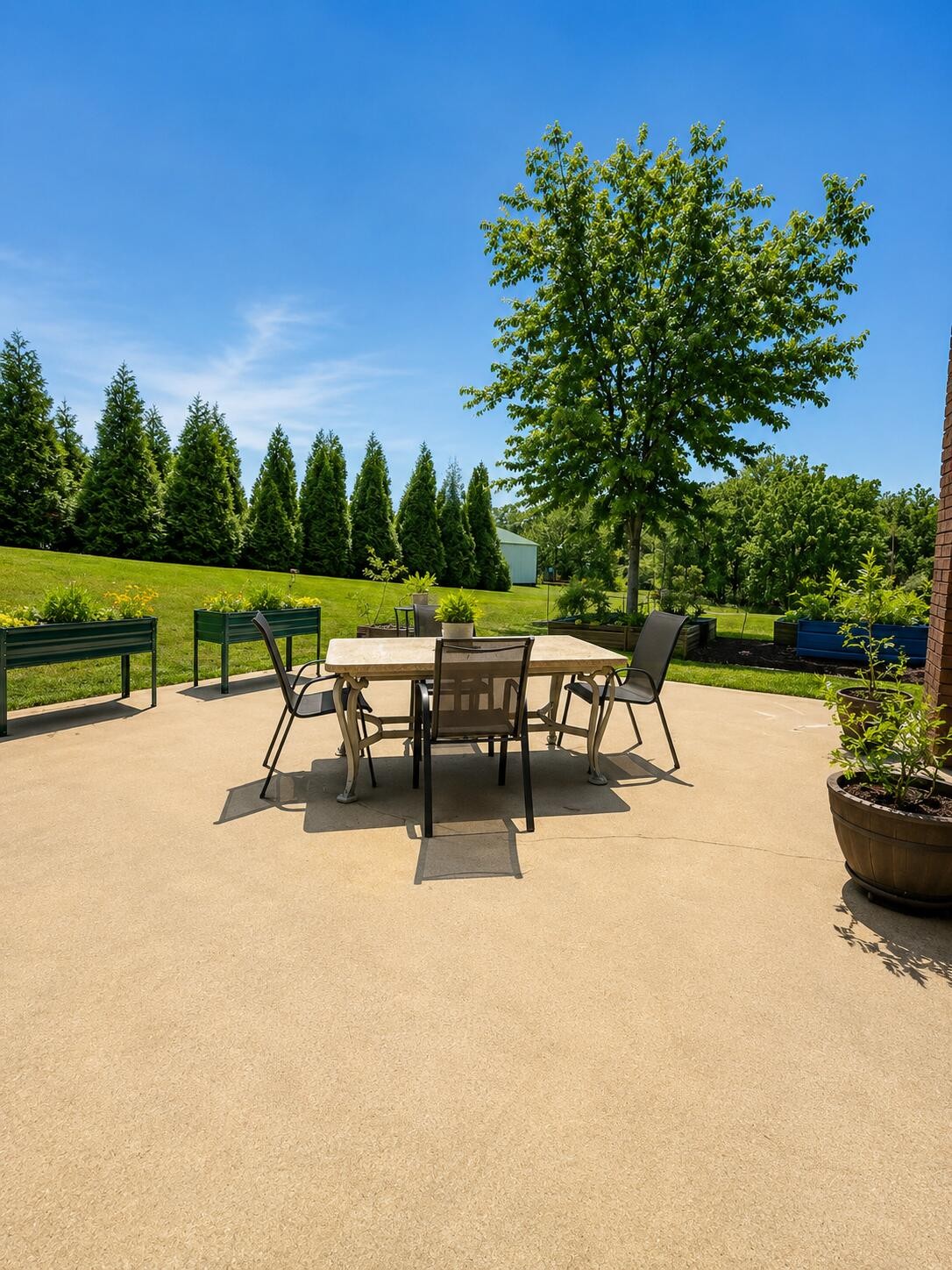 3870 Head Road Adams, TN 37010 - Photo 31 of 33 a swimming pool with outdoor seating and plants
