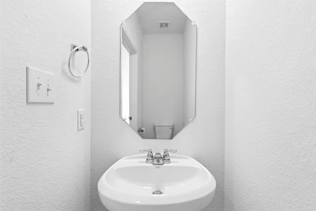 $238,000 | 566 Delta Crest, Maxwell, TX 78656