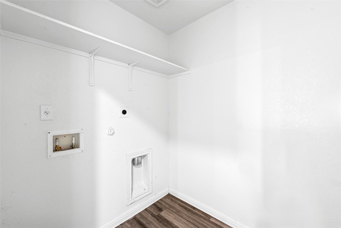 566 Delta Crest Maxwell, TX 78656 - Photo 19 of 27 a view of an empty room