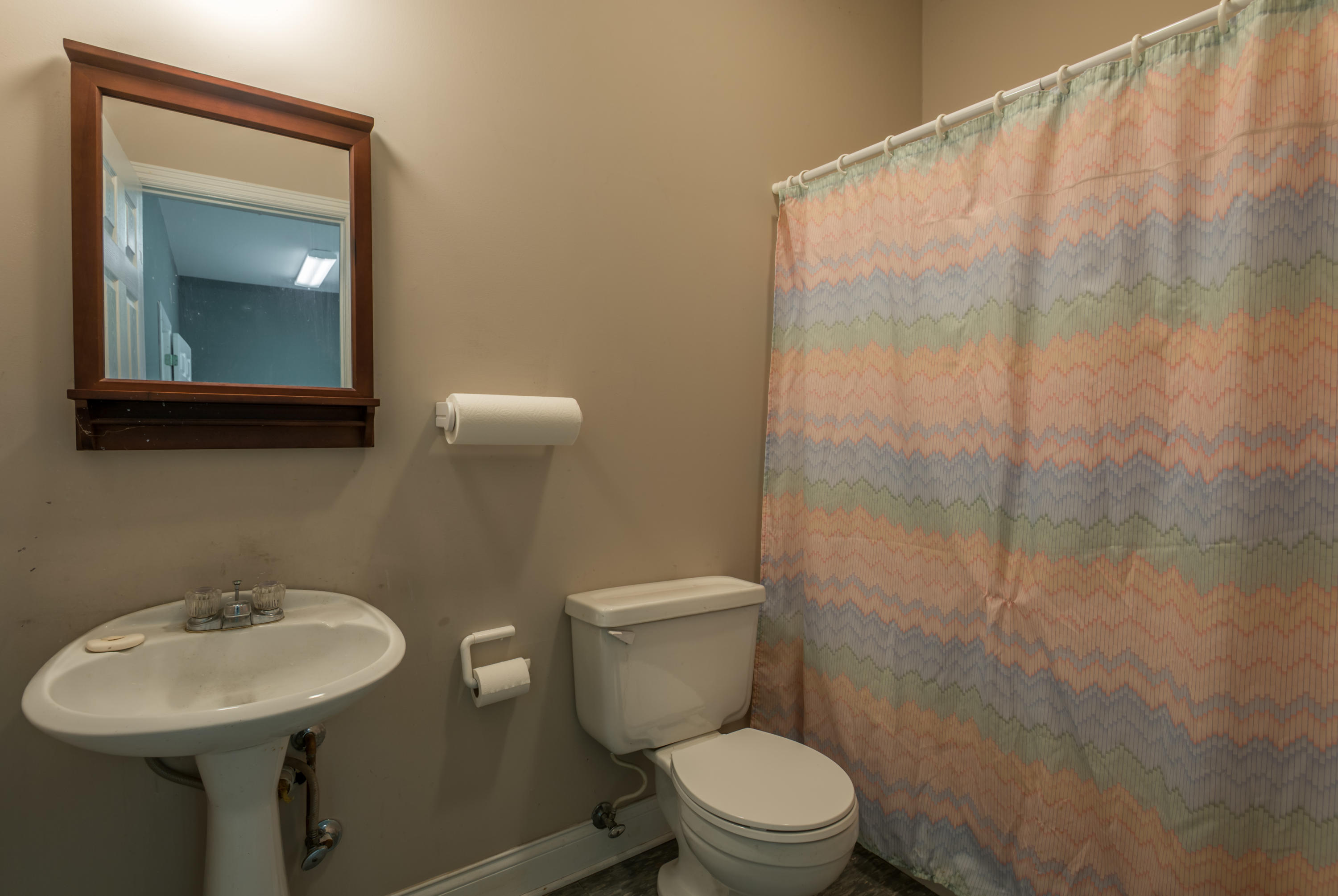 42 Rivers Run Way Oak Ridge, TN 37830 - Photo 26 of 37 Garden level full bath