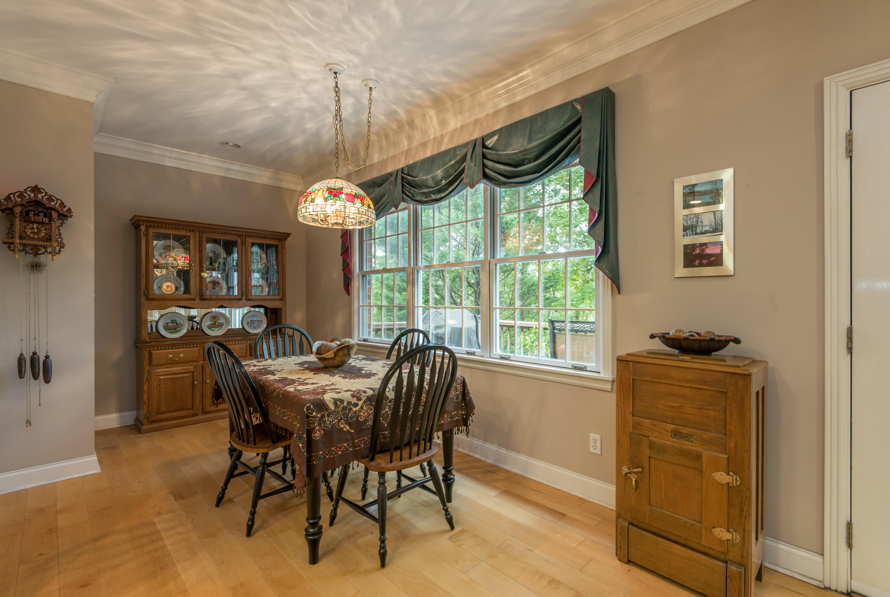 42 Rivers Run Way Oak Ridge, TN 37830 - Photo 6 of 37 Breakfast Area