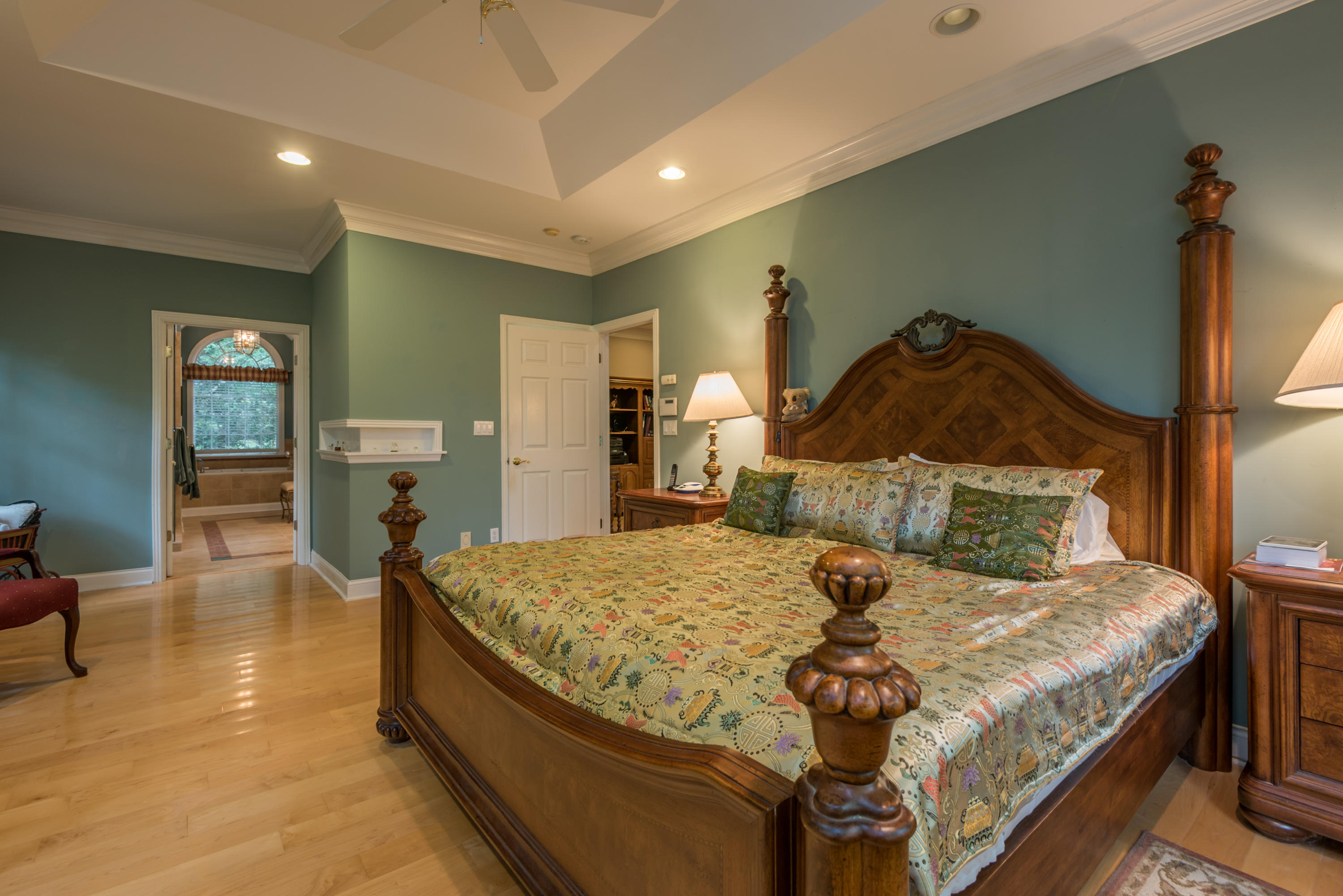 42 Rivers Run Way Oak Ridge, TN 37830 - Photo 10 of 37 Owner's suite toward bath.