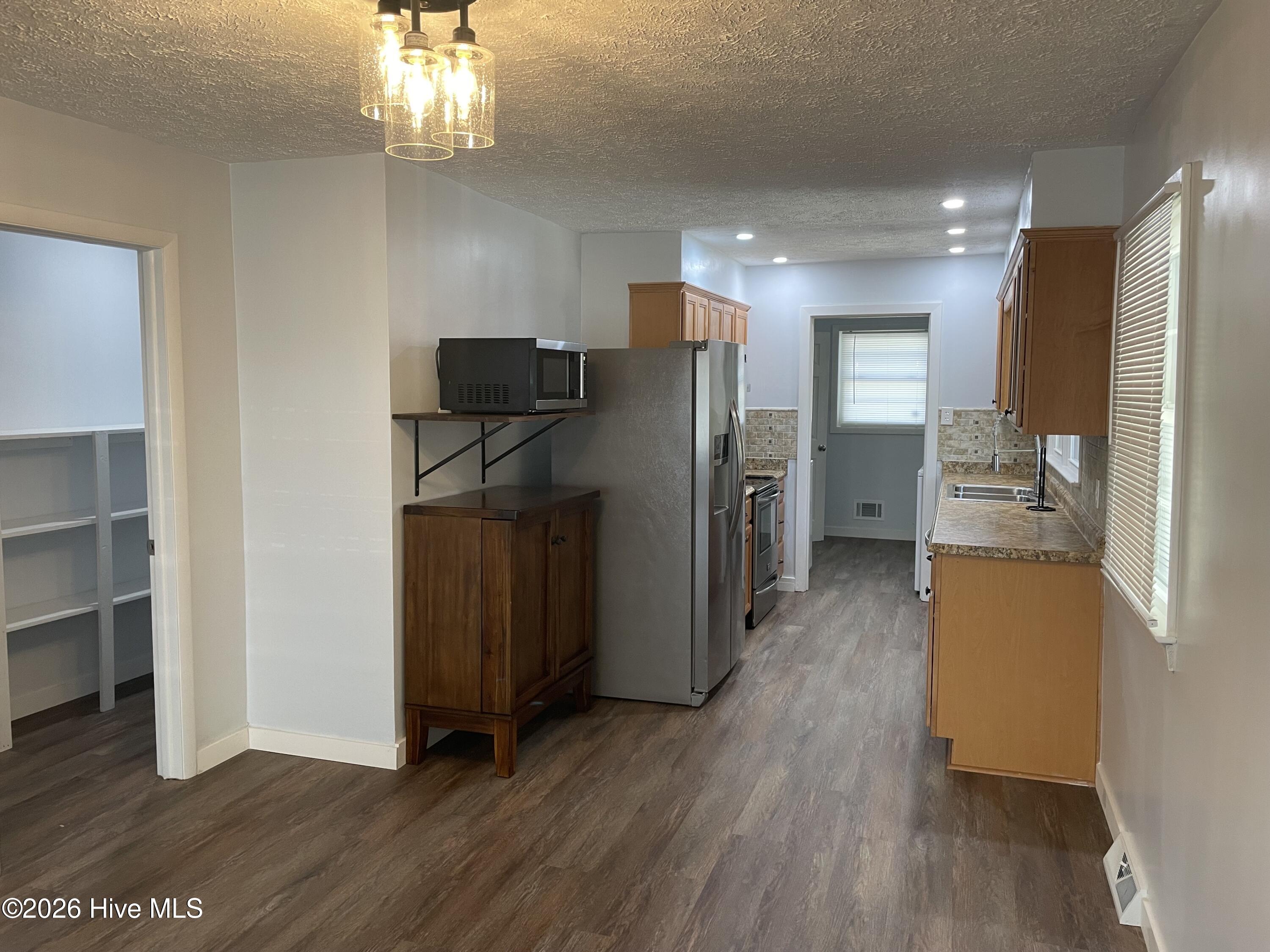 903 Valley View Street Aiken, SC 29801 - Photo 5 of 18
