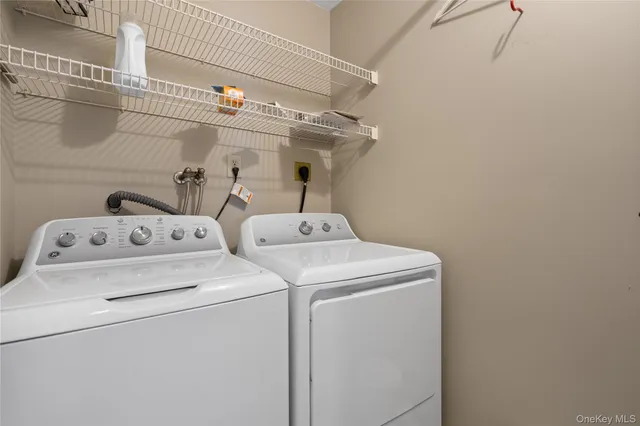 $460,000 | 113 Foxwood Circle, Mount Kisco, NY 10549