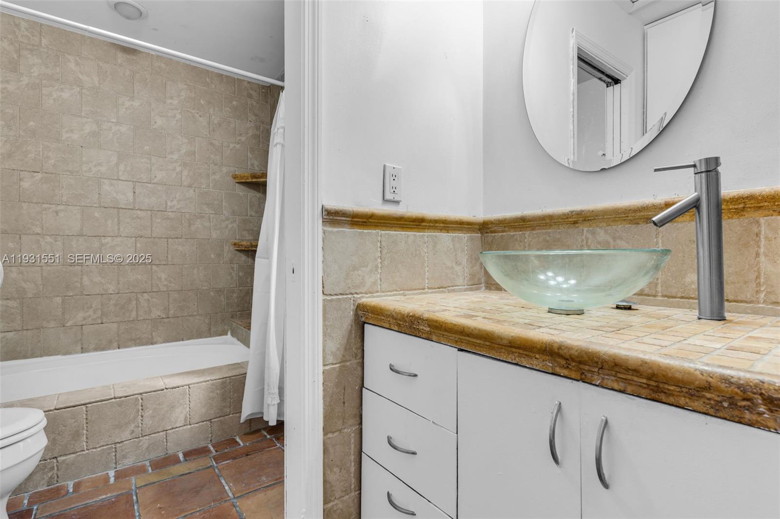 14717 Southwest 110th Terrace Miami, FL 33196 - Photo 19 of 60