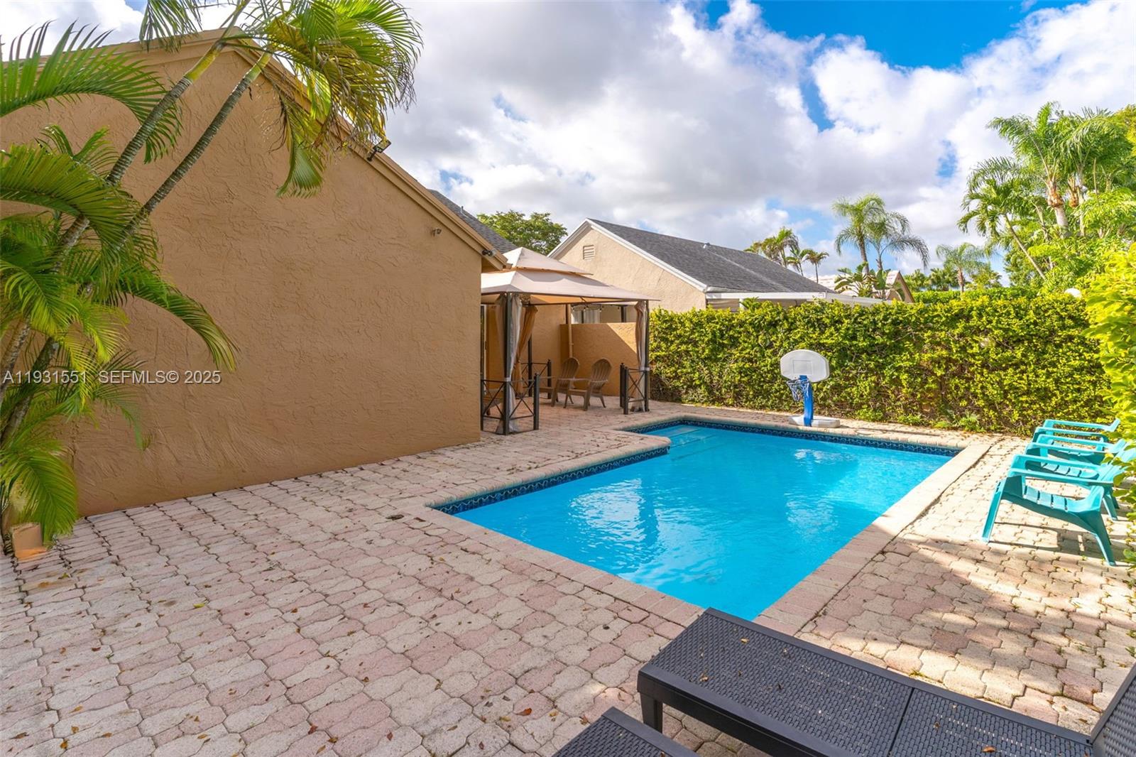 14717 Southwest 110th Terrace Miami, FL 33196 - Photo 36 of 60