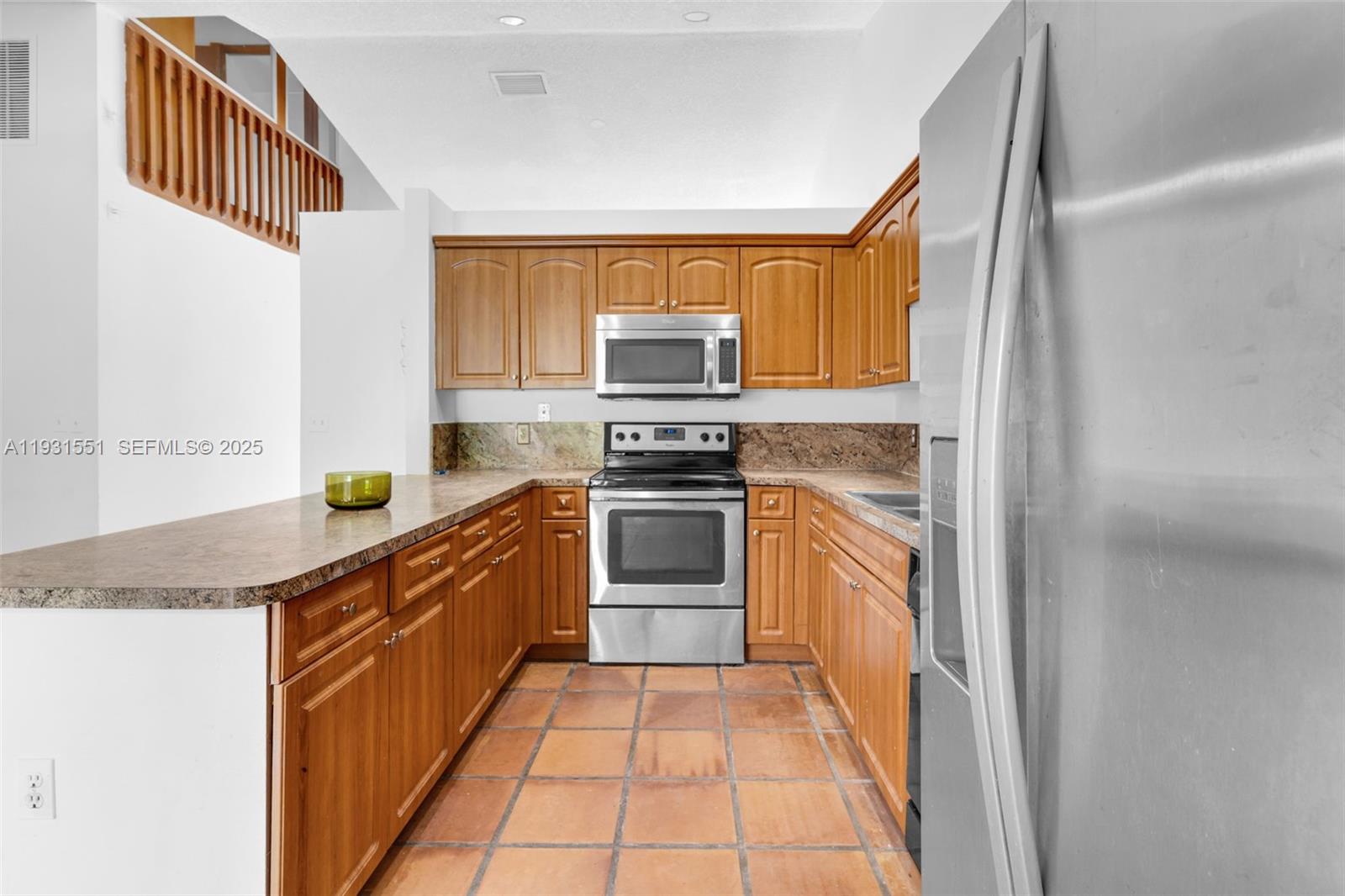 14717 Southwest 110th Terrace Miami, FL 33196 - Photo 9 of 60