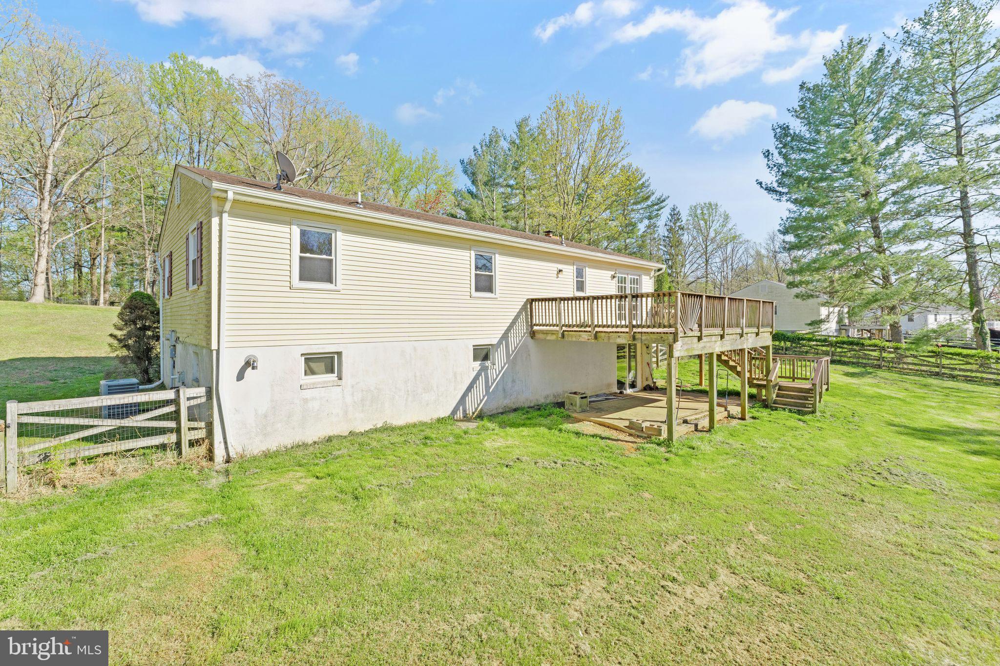 7362 Baldwin Ridge Road Warrenton, VA 20187 - Photo 39 of 43 fenced back yard