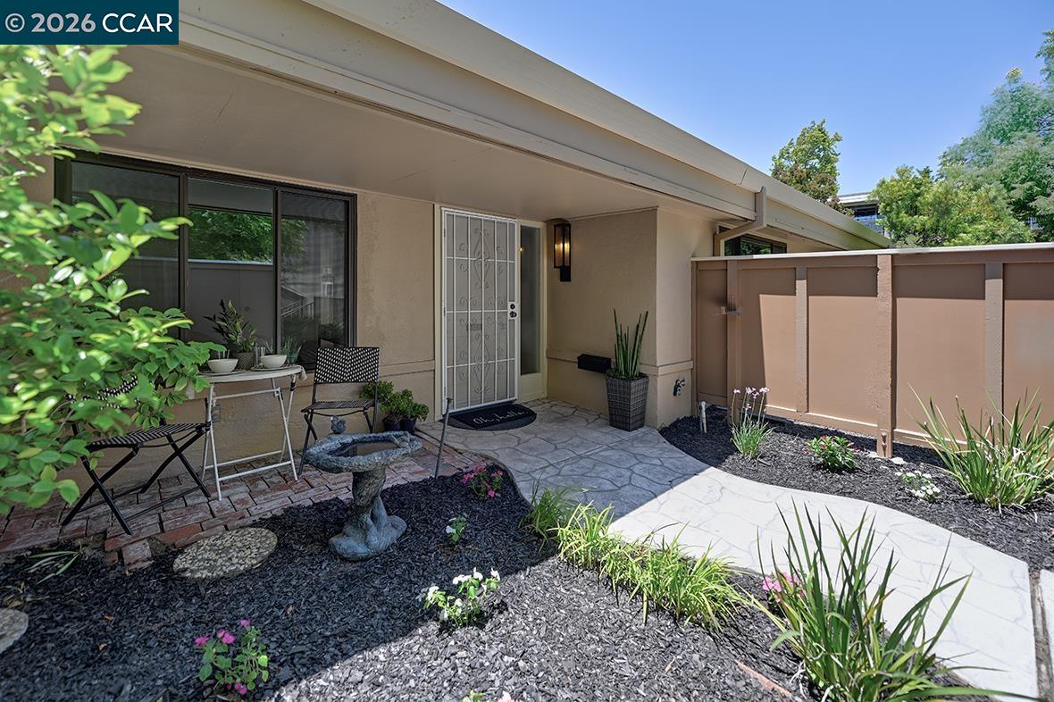 2025 Golden Rain Road, Unit 7 Walnut Creek, CA 94595 - Photo 5 of 53