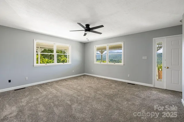 $450,000 | 95 Friendship Road, Burnsville, NC 28714