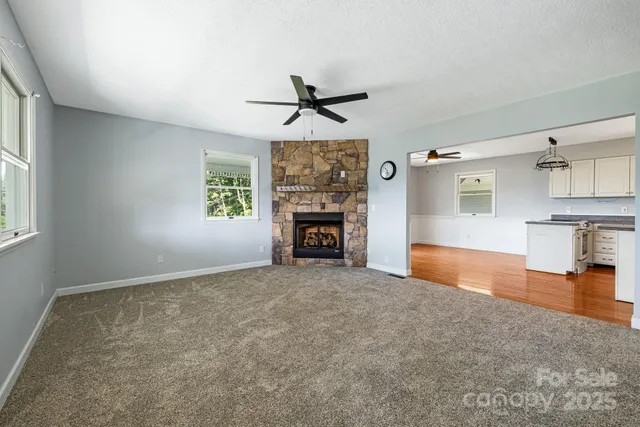 $450,000 | 95 Friendship Road, Burnsville, NC 28714