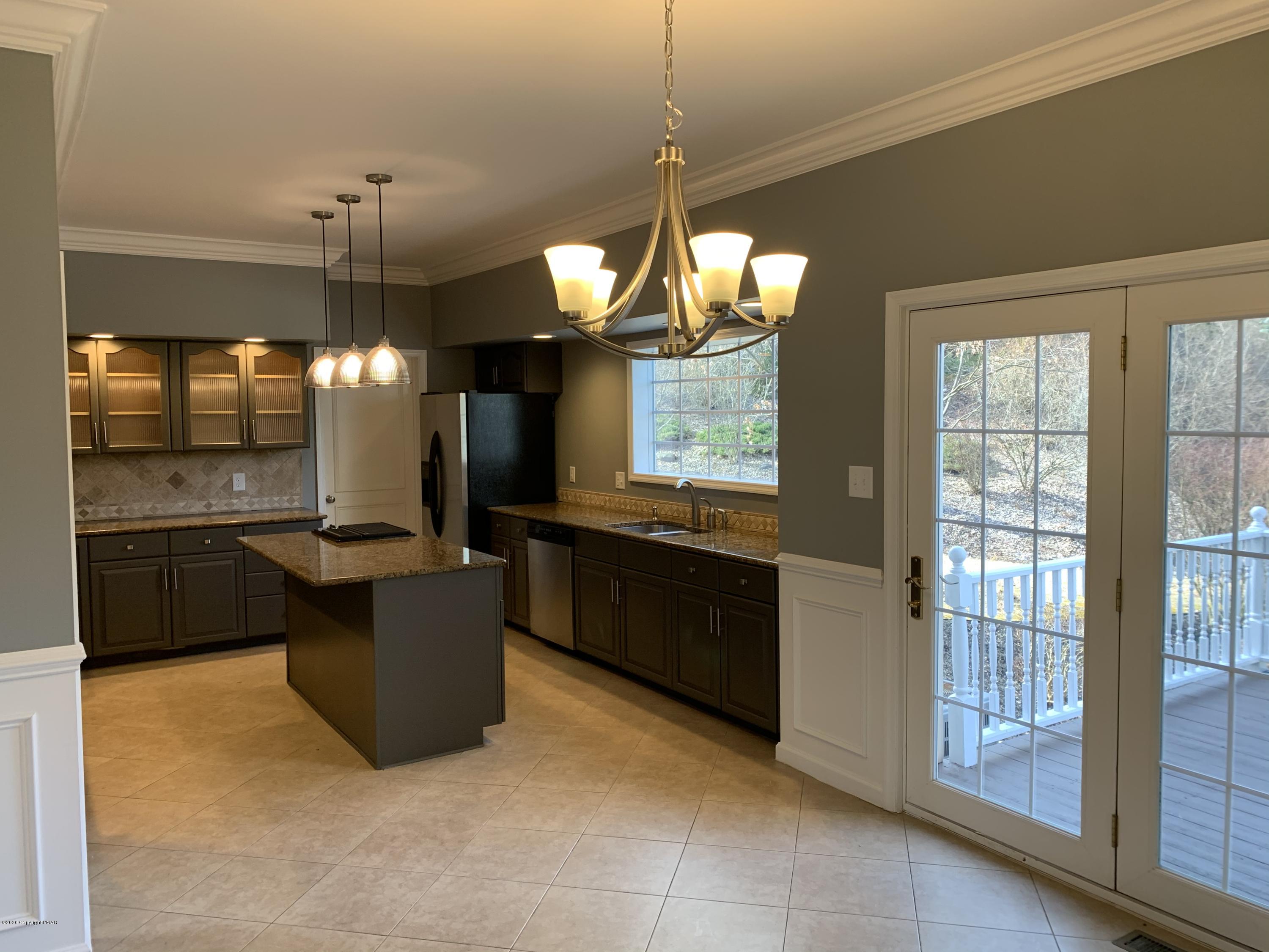 1697 Middle Road Stroudsburg, PA 18360 - Photo 51 of 116 A35D1BE9-8EC1-4F98-918E-D54F6A776D05
