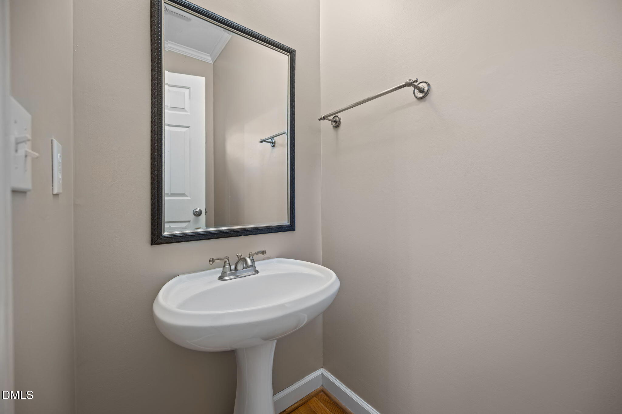 2317 Primrose Valley Court Raleigh, NC 27613 - Photo 15 of 32 15-web-or-mls-IMG_0031