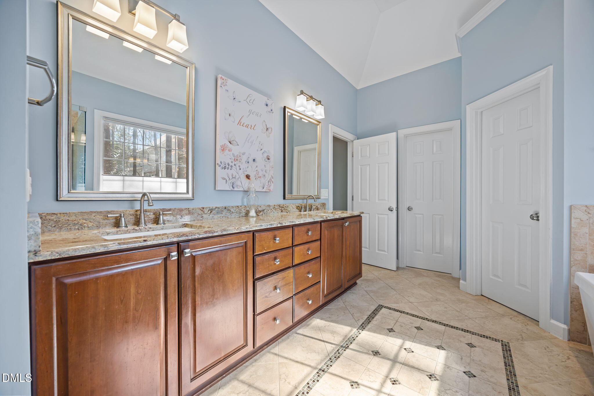 2317 Primrose Valley Court Raleigh, NC 27613 - Photo 18 of 32 9-web-or-mls-IMG_0013