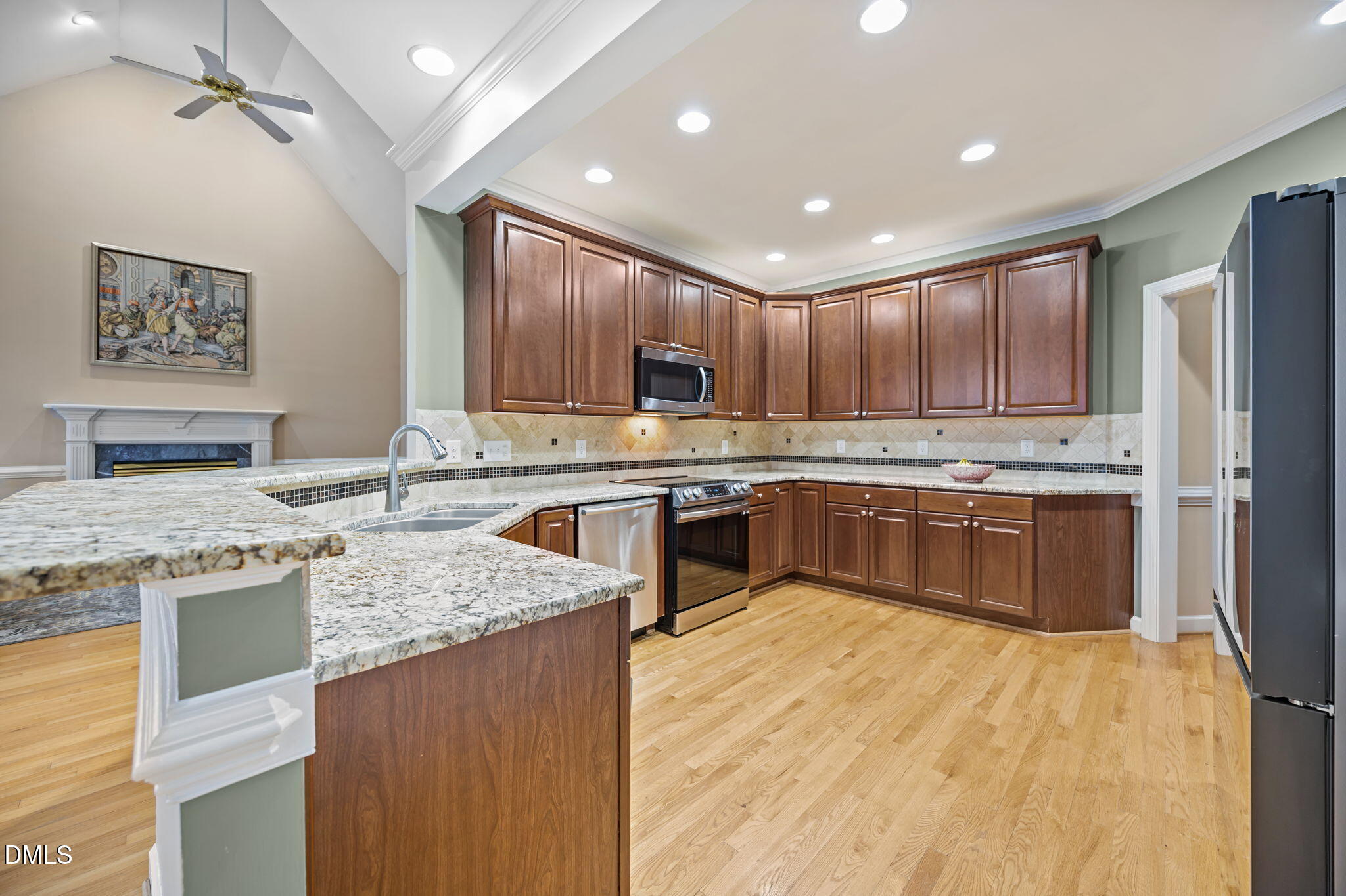 2317 Primrose Valley Court Raleigh, NC 27613 - Photo 10 of 32 29-web-or-mls-IMG_9967