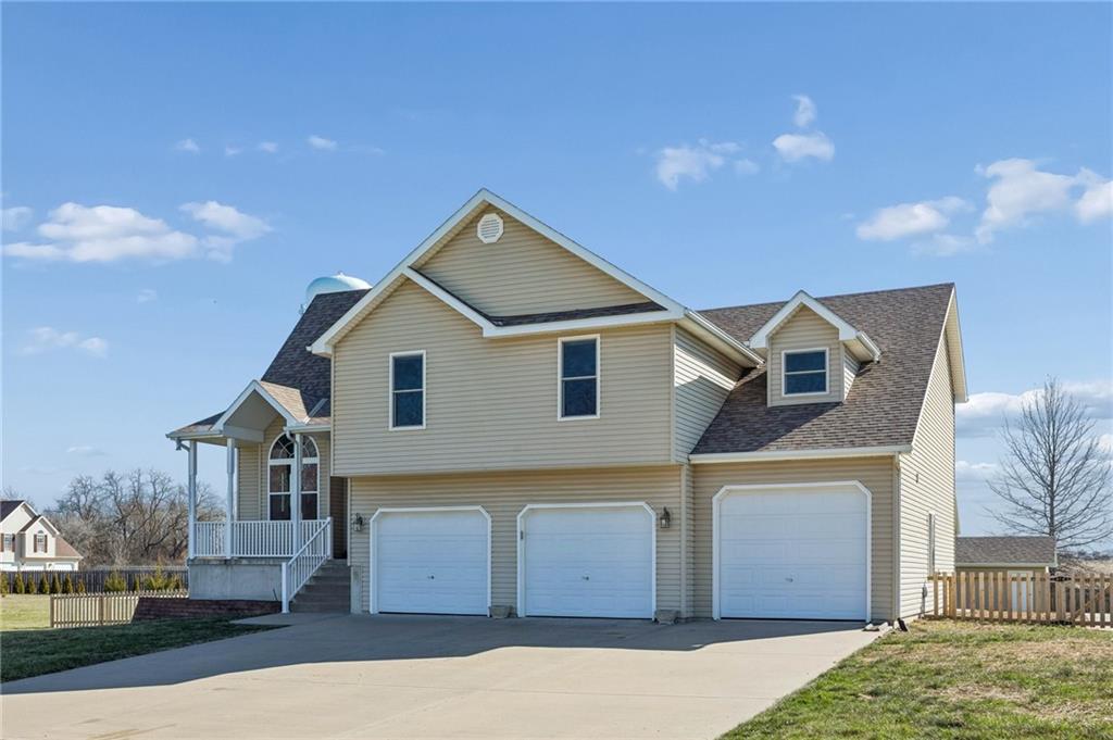 7385 Karen Road Trimble, MO 64492 - Photo 2 of 58