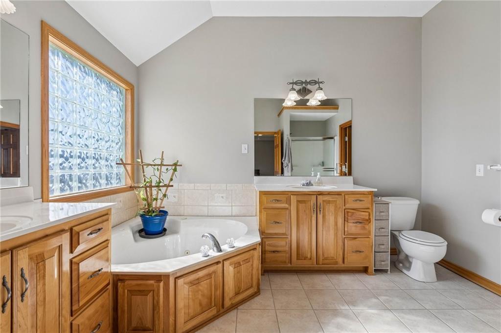 7385 Karen Road Trimble, MO 64492 - Photo 21 of 59