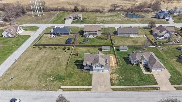 $495,000 | 7385 Karen Road, Trimble, MO 64492