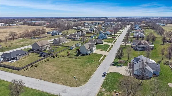 $495,000 | 7385 Karen Road, Trimble, MO 64492