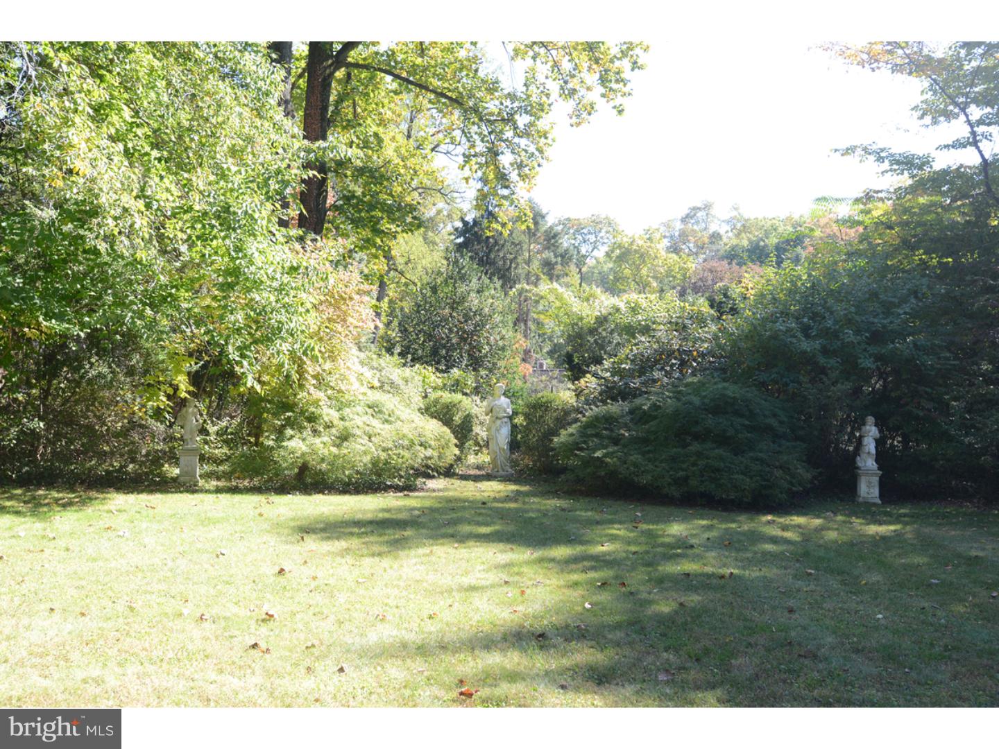 811 Chauncey Road Narberth, PA 19072 - Photo 4 of 25