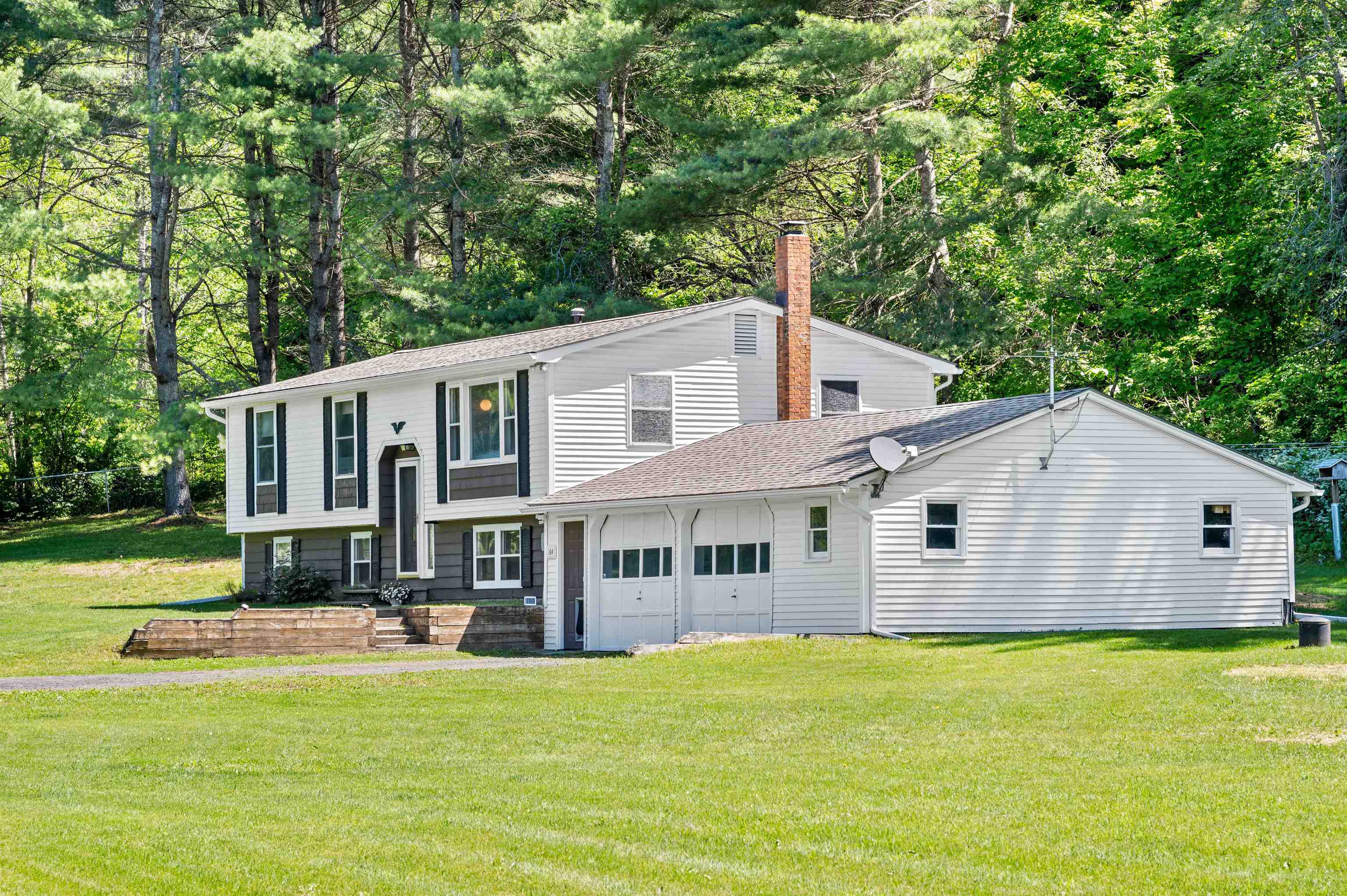 164 East Hill Road Brookfield, VT 05036 - Photo 9 of 34