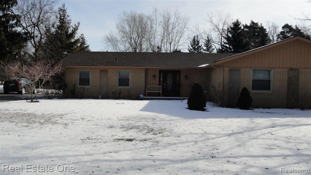 68680 Campground Road Washington, MI 48095 - Photo 2 of 17 DSC02672.JPG