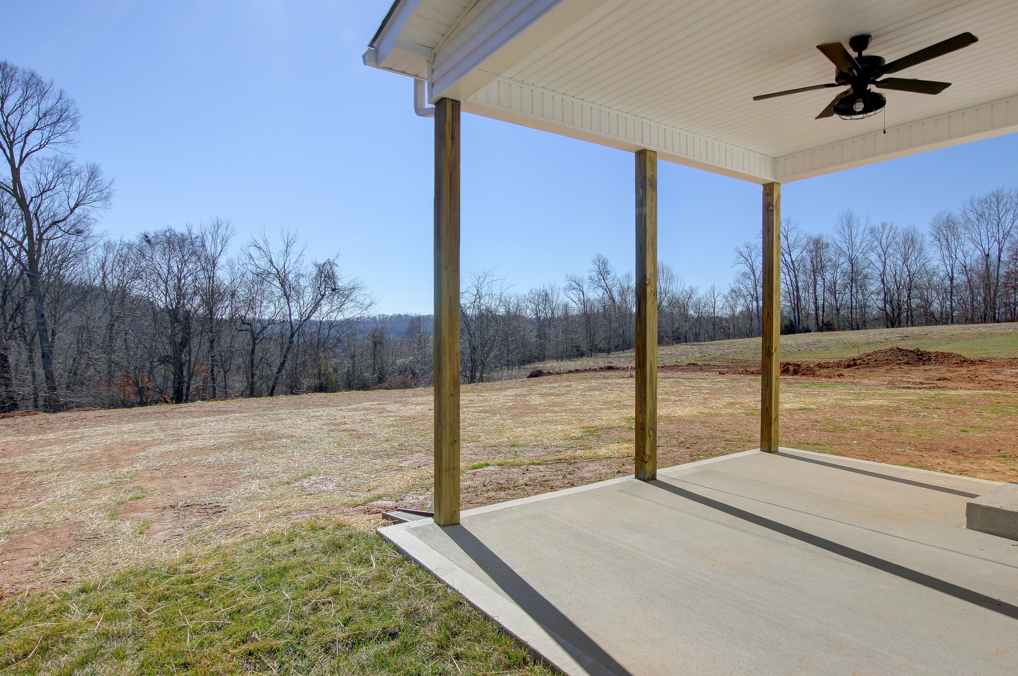 842 Burley Barn Road Clarksville, TN 37042 - Photo 48 of 49 a view of a balcony