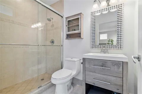 $814,900 | 217 Southwest 11th Street, Fort Lauderdale, FL 33315