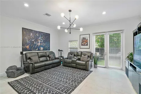 $814,900 | 217 Southwest 11th Street, Fort Lauderdale, FL 33315